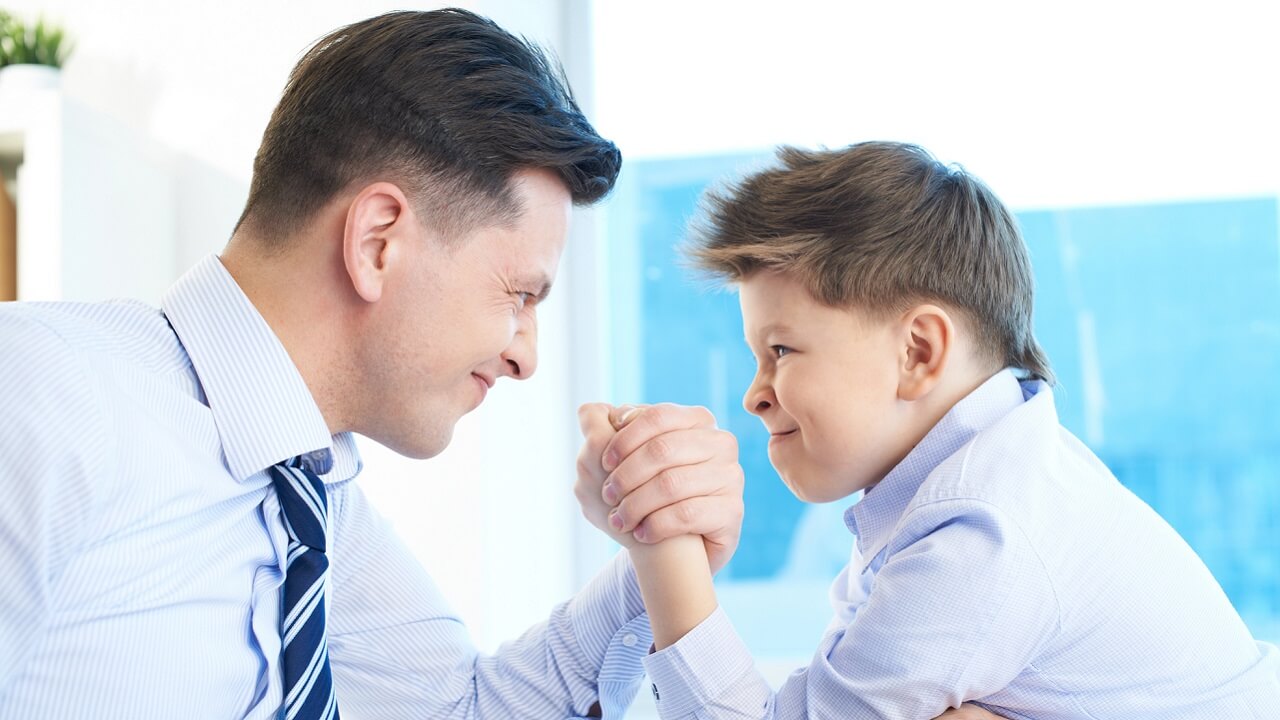 Découvrez les Secrets pour Gagner au Bras de Fer sans Risquer de Blessures !