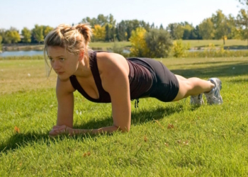 Découvrez l&rsquo;incroyable impact de 5 minutes de gainage quotidien sur votre forme physique !