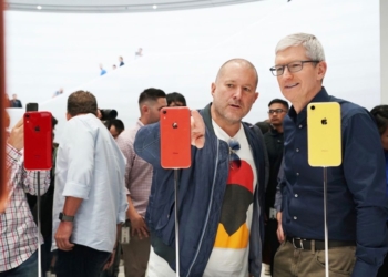 Découvrez le Nouvel Produit AI de Jony Ive : Pas un Téléphone, Mais Révolutionnaire !