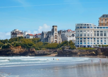 Découvrez les Secrets Cachés de la Culture Basque : Activités Incontournables à Deux Pas de Biarritz !