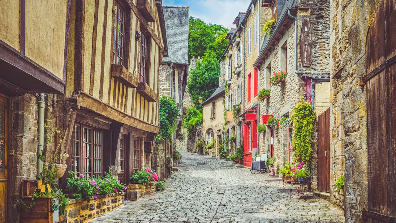 Découvrez ces 6 joyaux cachés en France que vous ne croirez pas exister !