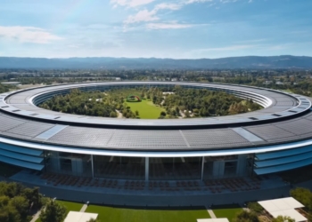 Découvrez Comment Apple Pourrait Éviter un Cataclysme Économique Face aux Tarifs Douaniers Imminents !