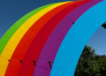 Apple Park Ravive son Arc-en-Ciel : Ce Que WWDC 2025 Nous Réserve !