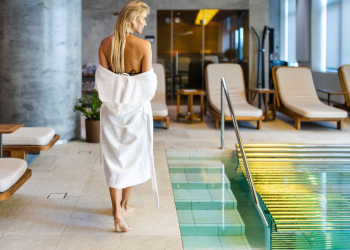 Découvrez comment vivre gratuitement dans un hôtel de luxe grâce à cette offre incroyable !
