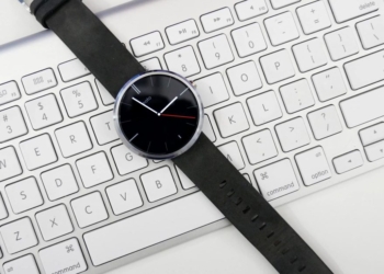 Découvrez la Nouvelle Moto 360 : La Montre Qui Va Révolutionner Votre Style!
