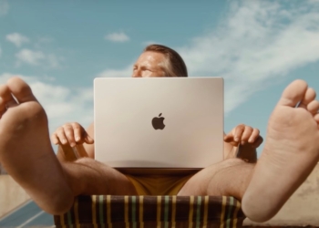 Découvrez le MacBook Pro d’Apple : Écran nano-texturé et batterie qui dure toute la journée dans ces nouvelles vidéos !