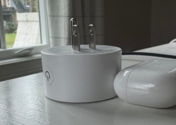 Découvrez notre avis sur le CozyLife Smart Plug : la prise intelligente HomeKit que vous devez absolument essayer !