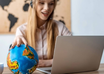 Découvrez le pays le plus heureux du monde et ses secrets de bien-être ! 🎉