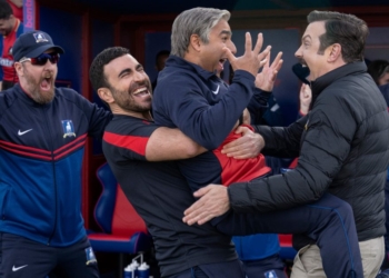 Découvrez pourquoi le tournage de la saison 4 de Ted Lasso va révolutionner la série en juillet !