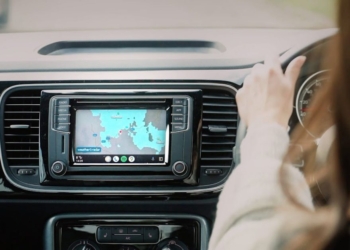Android Auto : Découvrez les Nouvelles Applications Météo et Vidéo qui Arrivent Bientôt !