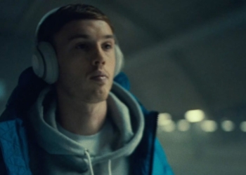 Découvrez comment Cole Palmer de Chelsea brille dans la nouvelle pub Beats !