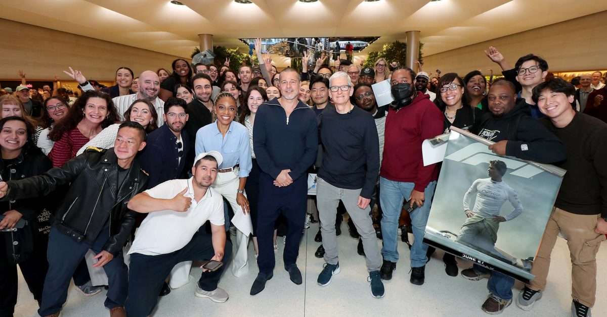 Brad Pitt et Tim Cook : La Surprise Inattendue qui a Ébloui les Fans d&rsquo;Apple à la Cinquième Avenue !