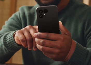 Découvrez le Fairphone 6 : Accessoires modulaires et mode minimaliste révolutionnaires !