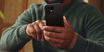 Découvrez le Fairphone 6 : Accessoires modulaires et mode minimaliste révolutionnaires !