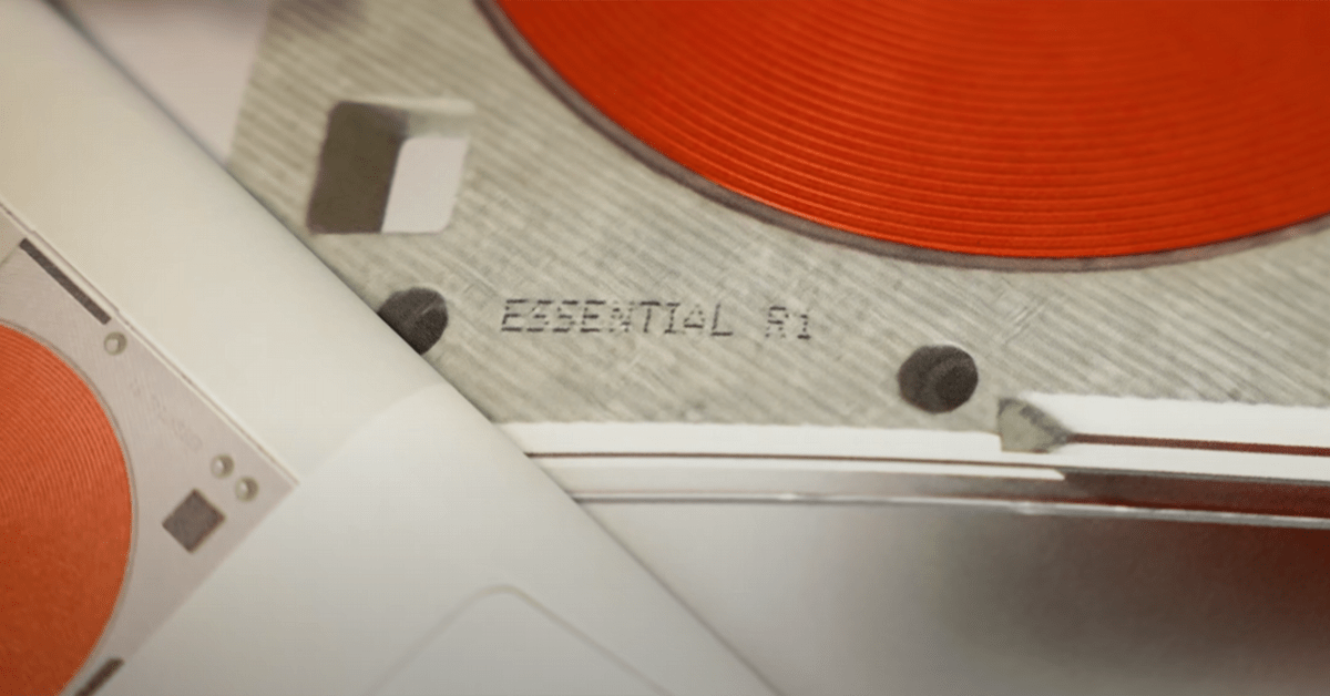 Découvrez pourquoi le nom &lsquo;Essential&rsquo; a failli être choisi ! [Vidéo Inside]