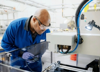 Apple Investit 500 Millions de Dollars : Révolution dans les Aimants en Terres Rares !