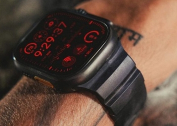 Découvrez la nouvelle bande Carbon Black Rocky Point de Nomad pour Apple Watch : Style et performance réunis !