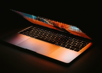 Découvrez les Meilleures Offres MacBook : Tarifs Imbattables à Partir de 649 $ !