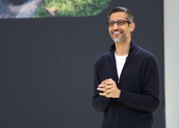 Pourquoi Sundar Pichai Prévient que les Smartphones Surpassent les Lunettes d’ici 2026 : Découvrez les Enjeux!