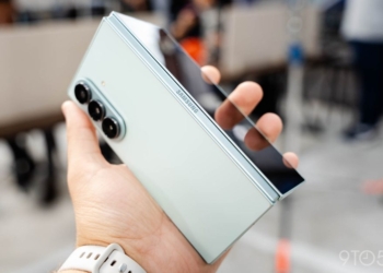 Samsung dévoile son révolutionnaire appareil ‘tri-fold’ : une innovation incroyable à ne pas manquer !