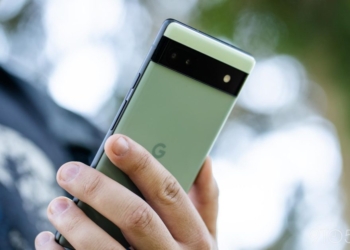 Pixel 6a : Découvrez la MàJ Surprise qui Réduit la Batterie ! Ne Ratez Pas Cette Info Cruciale !