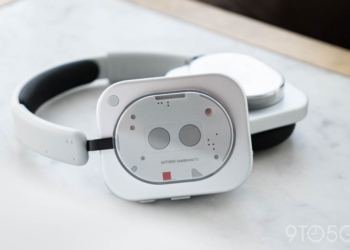 Découvrez le Boîtier Étonnant du Nothing Headphone (1) : Comparable aux AirPods Max !