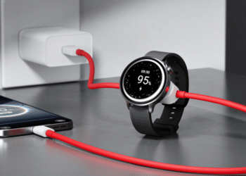 Découvrez le nouveau câble de chargement 2-en-1 de OnePlus : la solution parfaite pour votre smartphone et votre montre !
