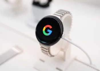 Pixel Watch 4 : Découvrez les fuites révélant des prix identiques qui vont vous surprendre !