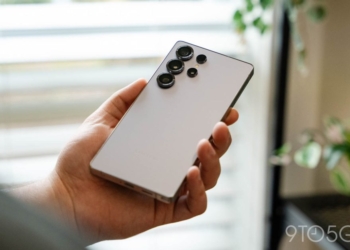 Découvrez le Galaxy S26 Ultra : Un design mince et un objectif téléphoto 12MP révolutionnaire !