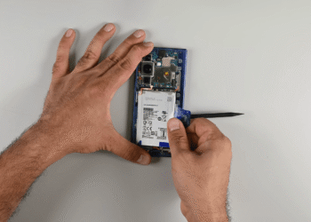 Découvrez pourquoi le Samsung Galaxy Z Fold 7 est le smartphone le plus difficile à réparer !