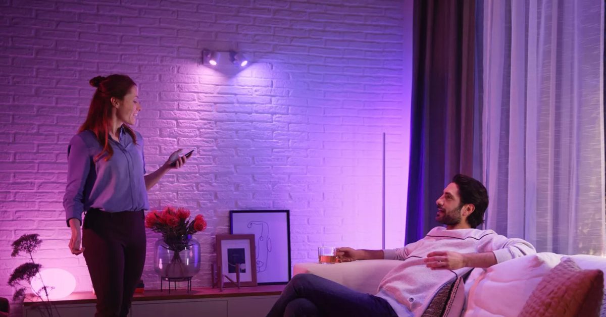 Philips Hue &lsquo;Essential&rsquo; : Des Ampoules Moins Chères Qui Fuitent ! Découvrez les Détails !