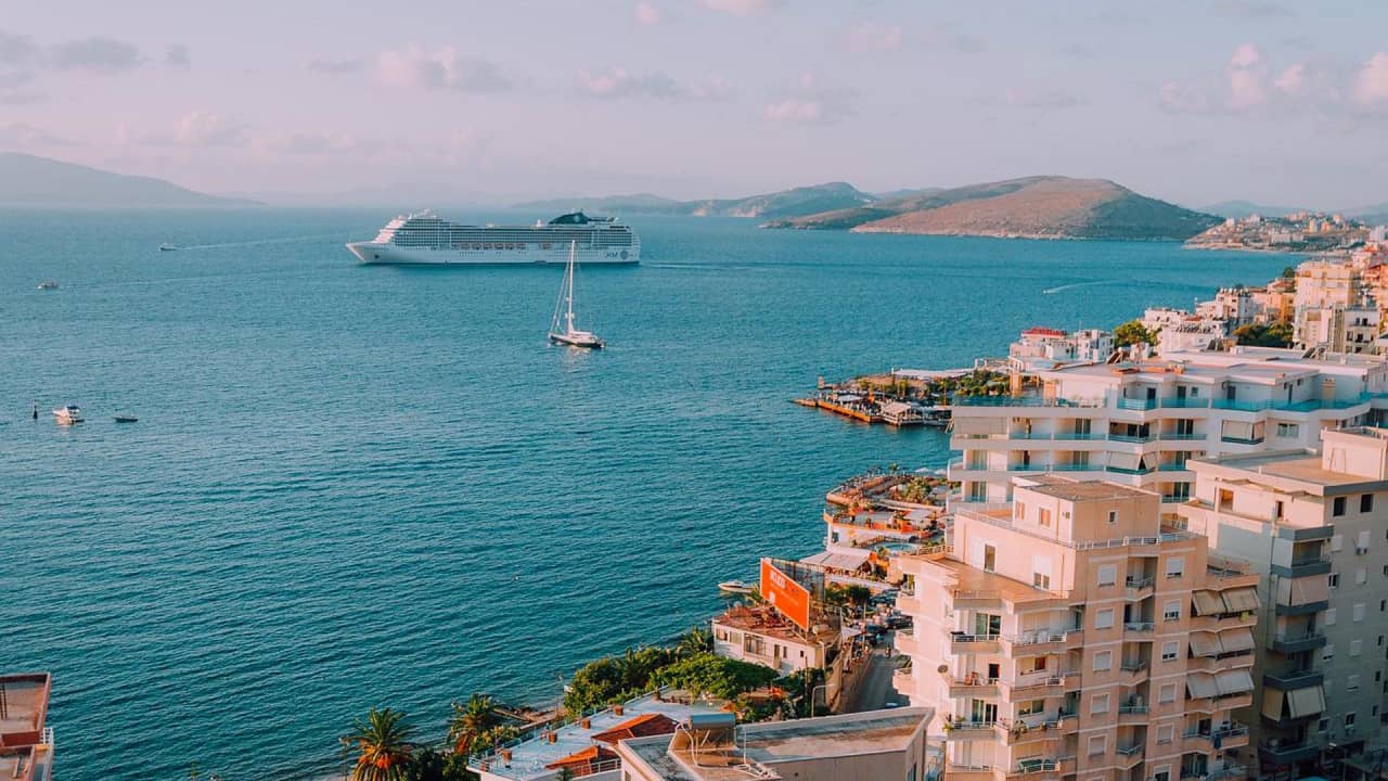 Découvrez les 10 mini-croisières incontournables pour une escapade inoubliable !