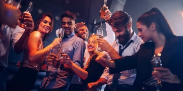 Découvrez les Meilleures Astuces pour Trouver un Restaurant Dansant Pas Cher à Paris !