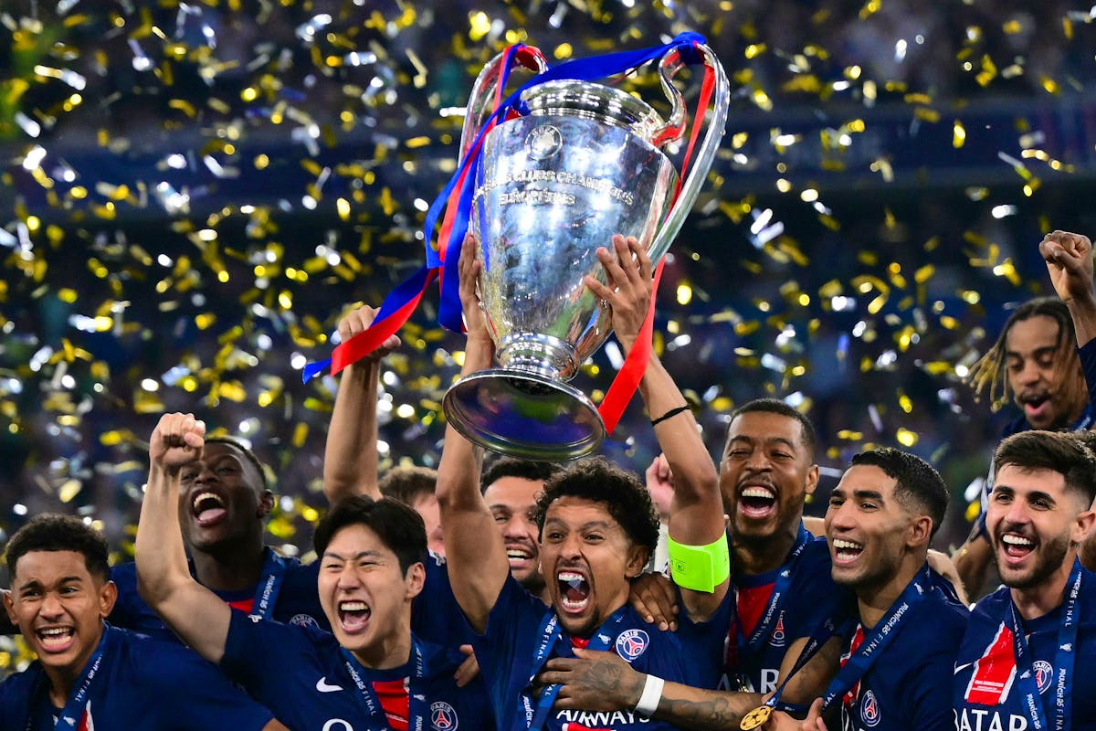 Les 5 Raisons Inattendues pour Lesquelles une Équipe de Stars comme l&rsquo;Ancien PSG (Messi, Neymar, Mbappé…) Échoue