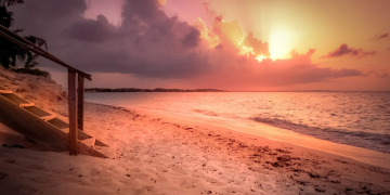 10 Plages de Rêve : Découvrez Comment Passer des Vacances de Luxe à Petit Prix !