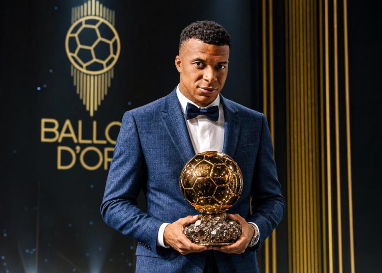 Mbappé : Le Stratège de la Campagne Médiatique qui Fait Trembler le Monde du Football !