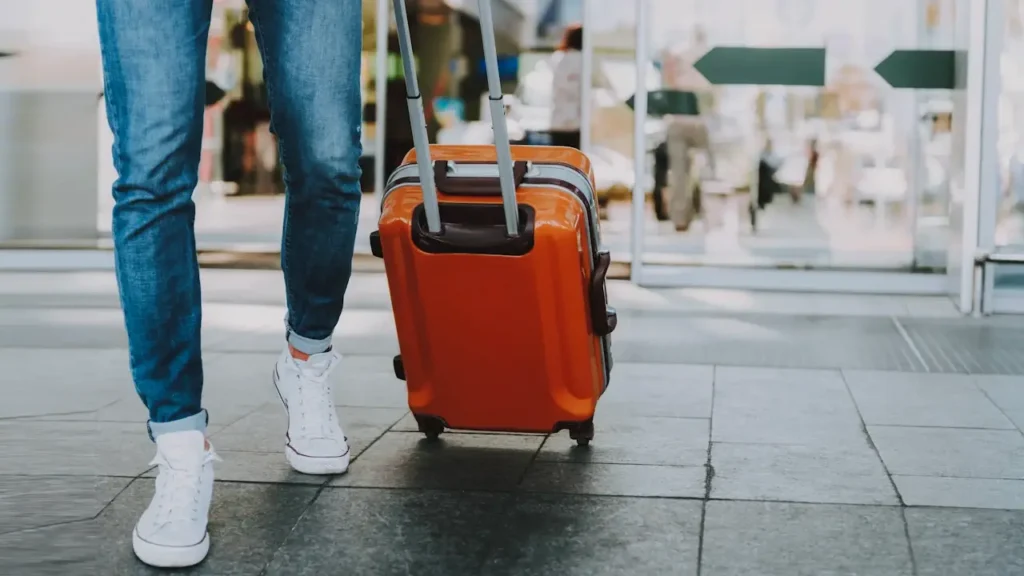 Week-end à Nice et Cannes : l'astuce pour profiter d'un voyage sans ses valises